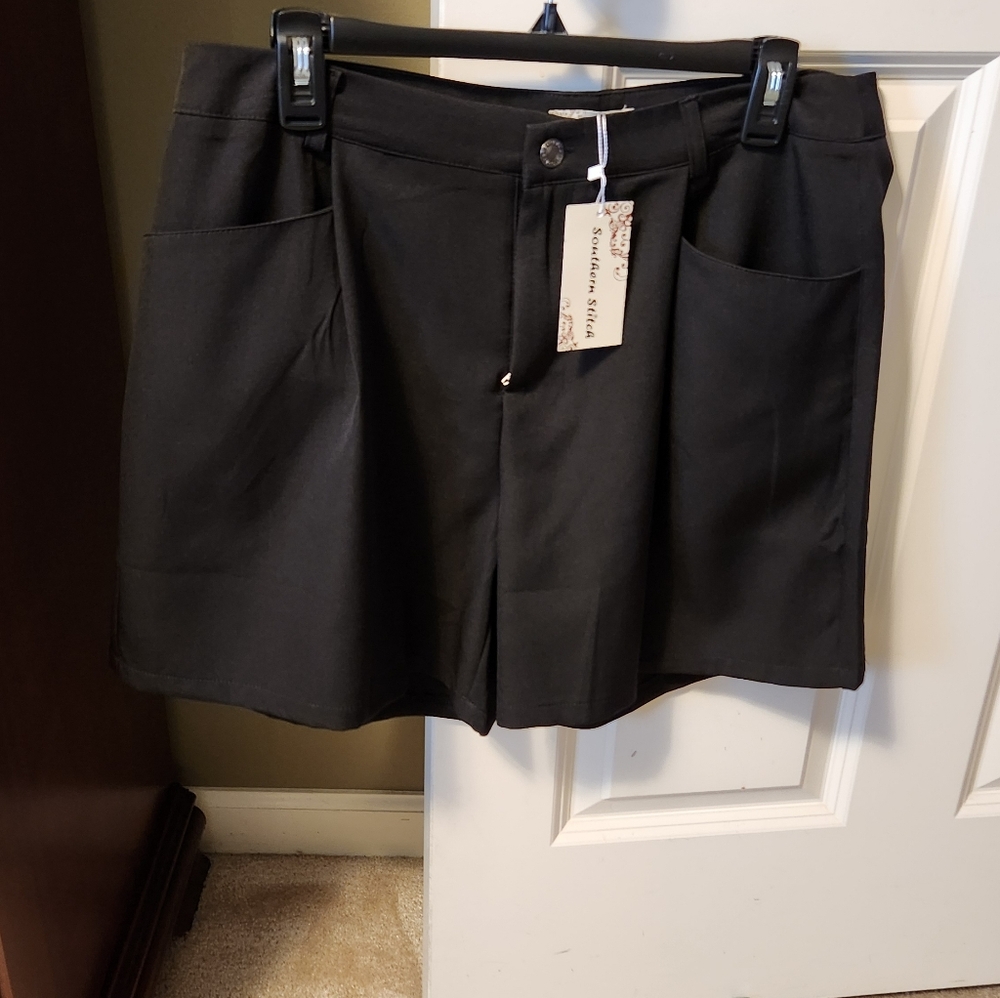Southern Stitch Women's Black Shorts